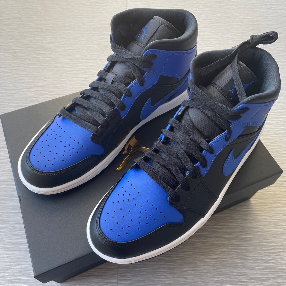 Air Jordan 1 Mid Hyper Royal Blue 💙 - Picture 4 of 4